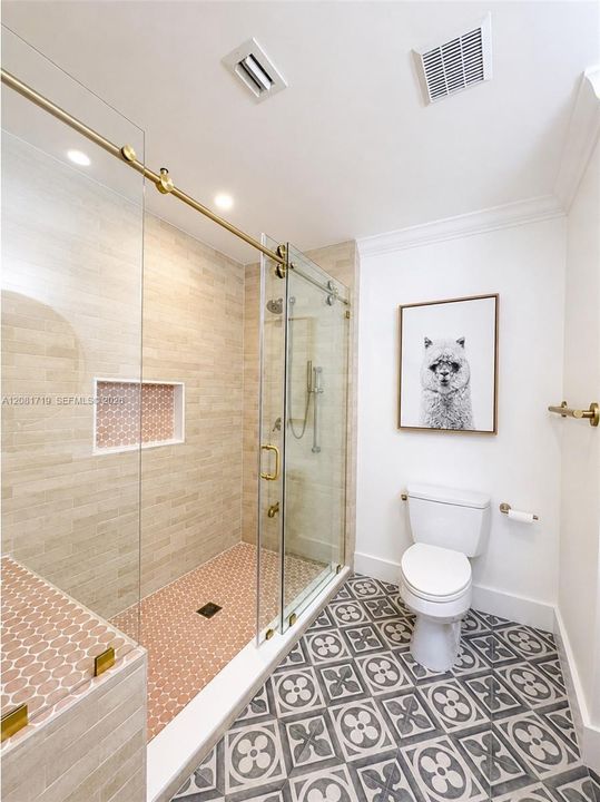 В аренду: $18,000 (3 спален, 3 ванн, 2200 Квадратных фут)