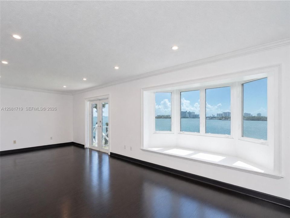 В аренду: $18,000 (3 спален, 3 ванн, 2200 Квадратных фут)