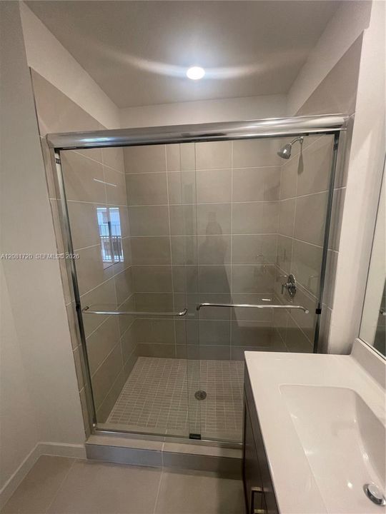 В аренду: $3,600 (4 спален, 3 ванн, 2002 Квадратных фут)