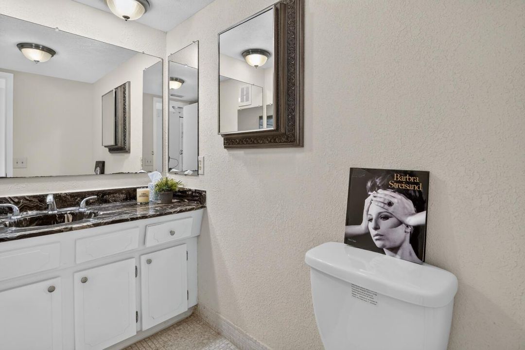 23-4140-NW-44th-Ave-23-