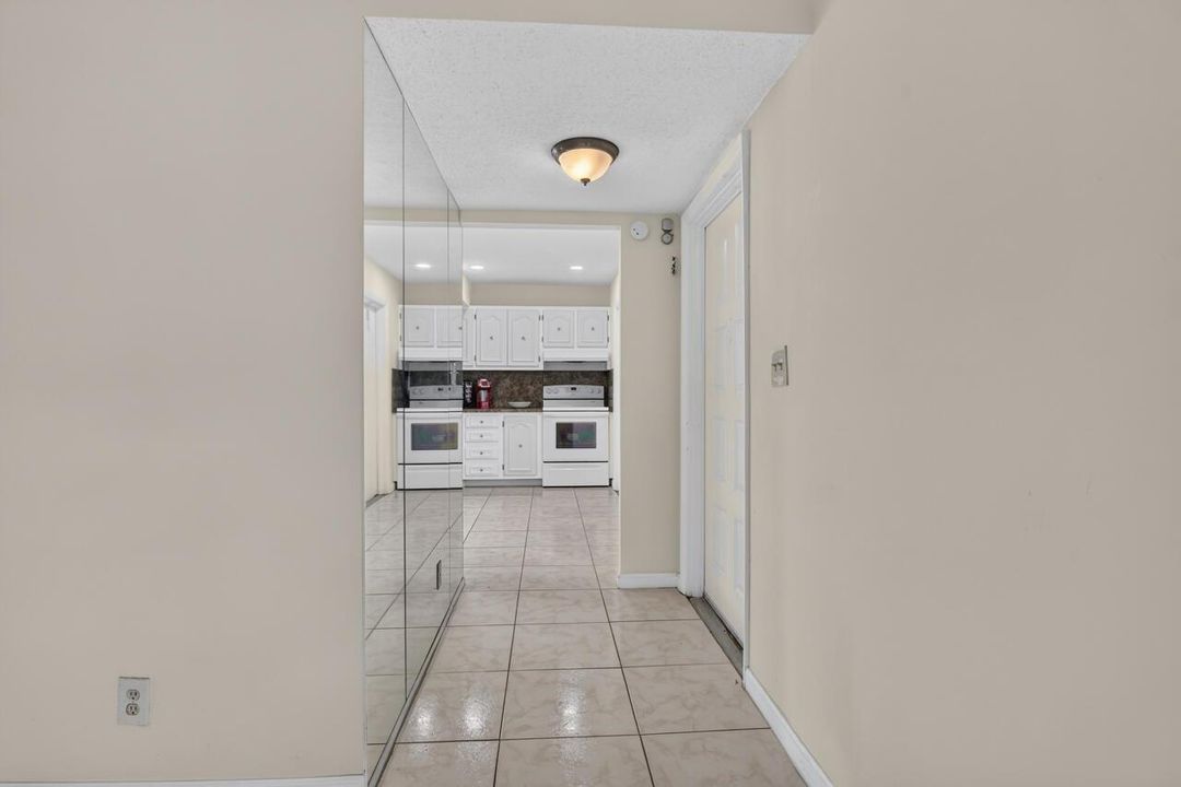 6-4140-NW-44th-Ave-6-