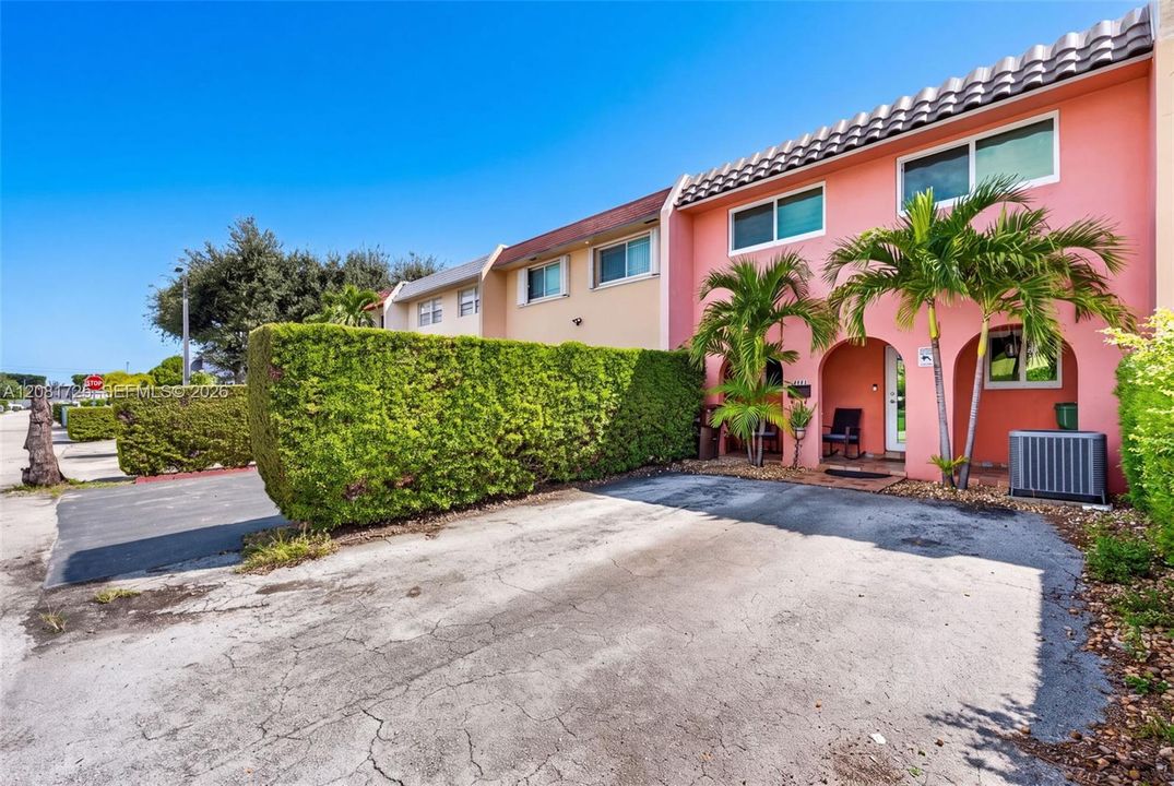 En Venta: $485,000 (3 camas, 2 baños, 1606 Pies cuadrados)