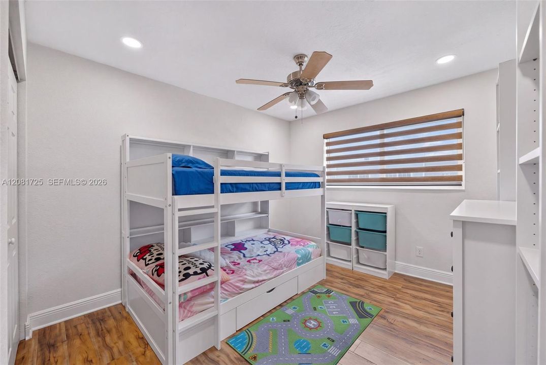 En Venta: $485,000 (3 camas, 2 baños, 1606 Pies cuadrados)