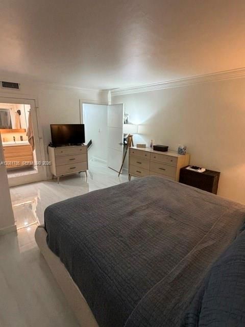 For Sale: $444,000 (2 beds, 2 baths, 1150 Square Feet)