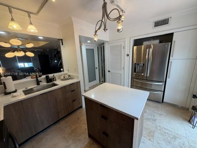 For Sale: $444,000 (2 beds, 2 baths, 1150 Square Feet)