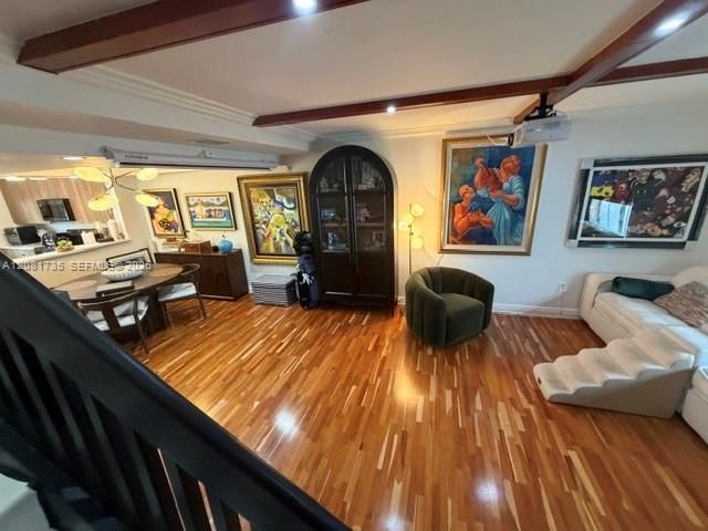 For Sale: $444,000 (2 beds, 2 baths, 1150 Square Feet)
