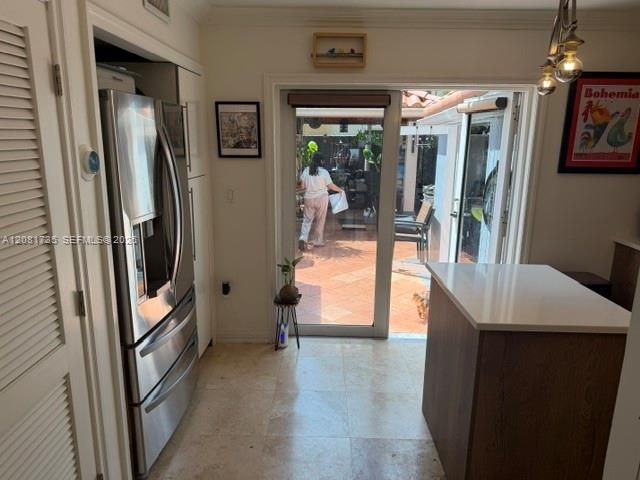 For Sale: $444,000 (2 beds, 2 baths, 1150 Square Feet)