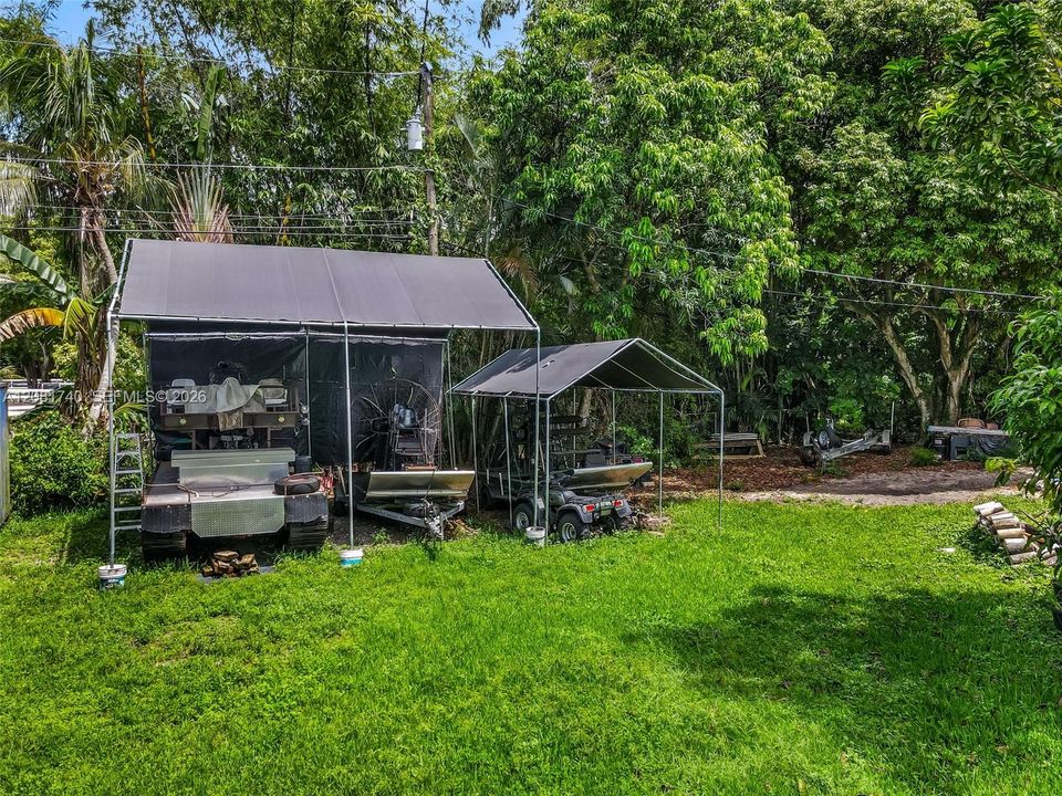 На продажу: $990,000 (4 спален, 2 ванн, 1608 Квадратных фут)