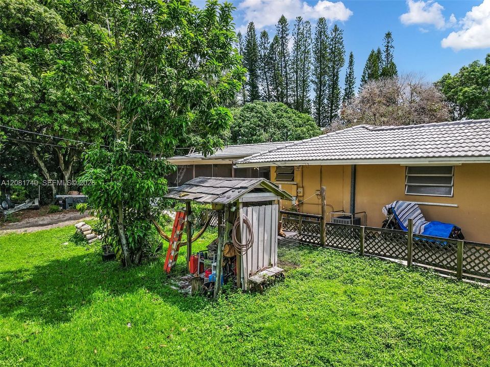 На продажу: $990,000 (4 спален, 2 ванн, 1608 Квадратных фут)