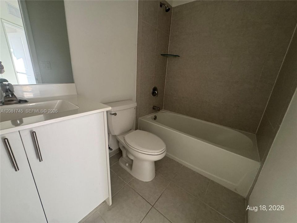 En Venta: $390,000 (3 camas, 2 baños, 1695 Pies cuadrados)