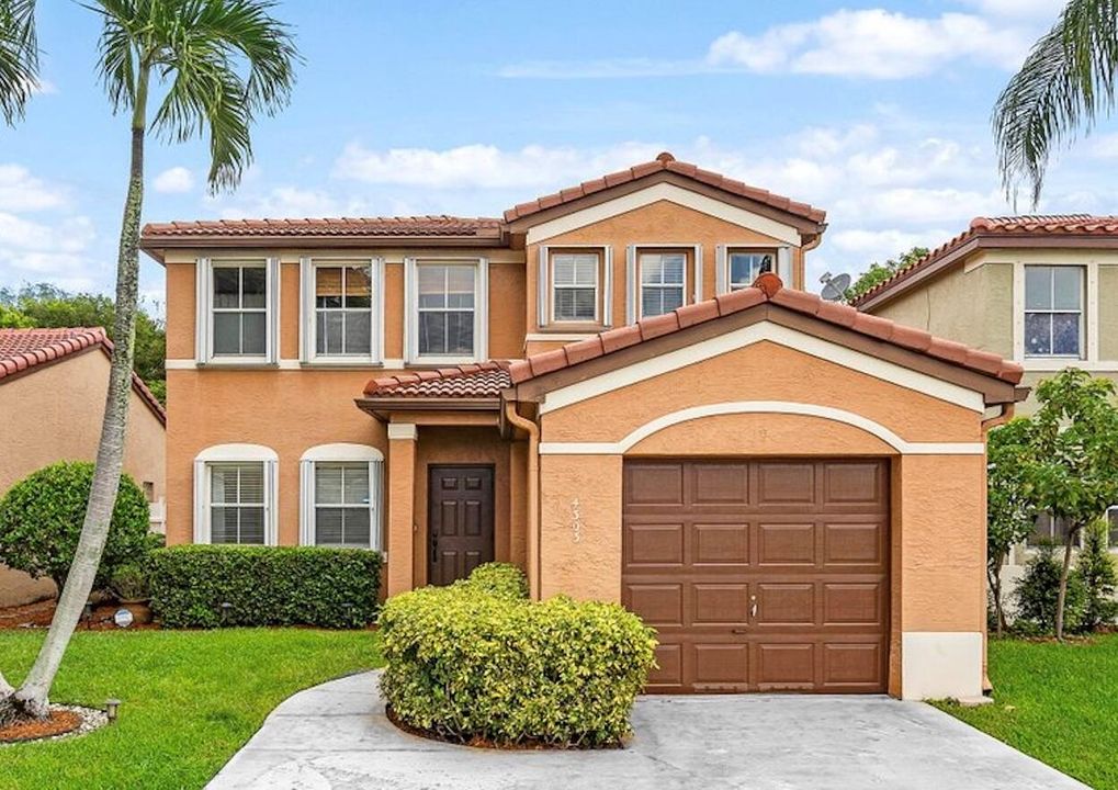 1 Drive Front of House