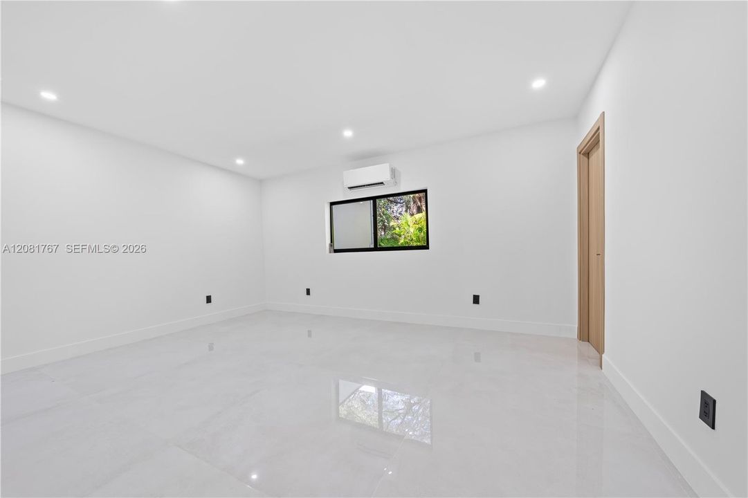 В аренду: $13,000 (4 спален, 4 ванн, 2992 Квадратных фут)