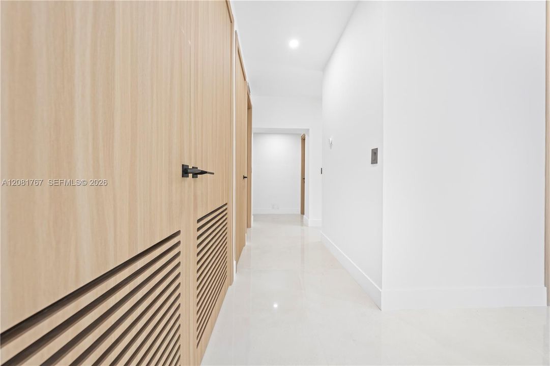 В аренду: $13,000 (4 спален, 4 ванн, 2992 Квадратных фут)