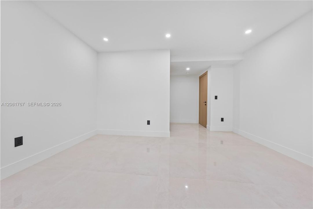 В аренду: $13,000 (4 спален, 4 ванн, 2992 Квадратных фут)