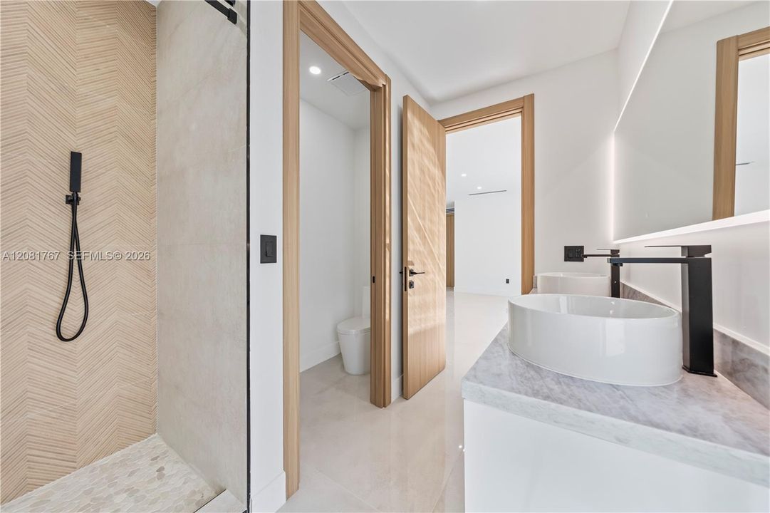 В аренду: $13,000 (4 спален, 4 ванн, 2992 Квадратных фут)