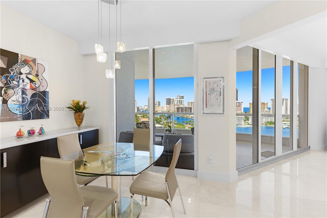 For Sale: $1,999,000 (3 beds, 3 baths, 3173 Square Feet)