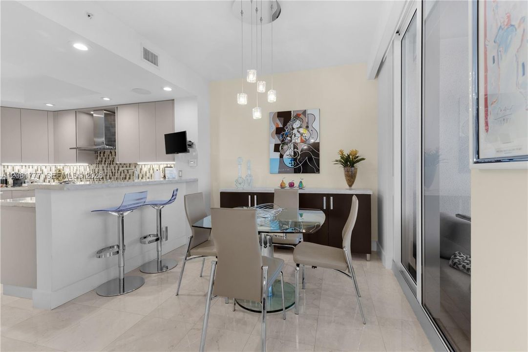 For Sale: $1,999,000 (3 beds, 3 baths, 3173 Square Feet)