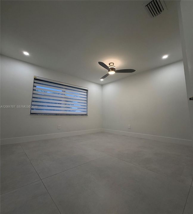 For Sale: $897,000 (5 beds, 2 baths, 1756 Square Feet)