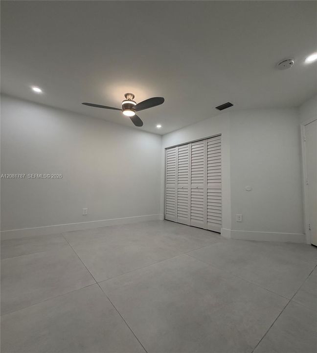 For Sale: $897,000 (5 beds, 2 baths, 1756 Square Feet)
