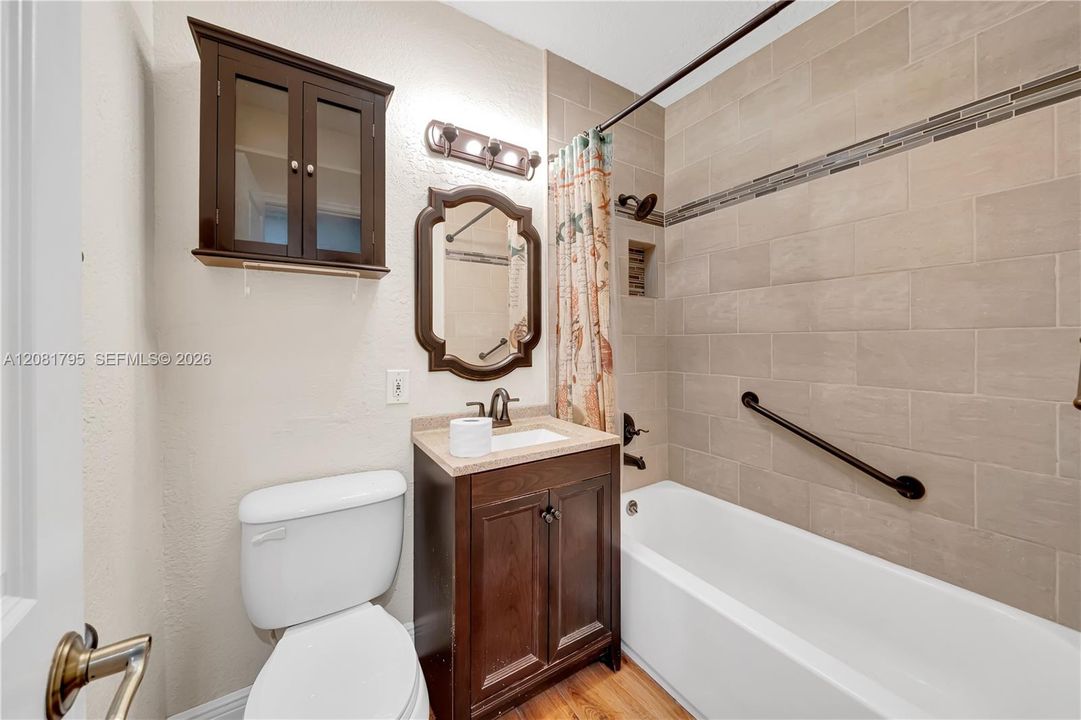 En Venta: $1,250,000 (3 camas, 1 baños, 1195 Pies cuadrados)
