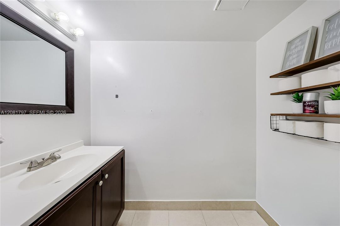 Guests bathroom