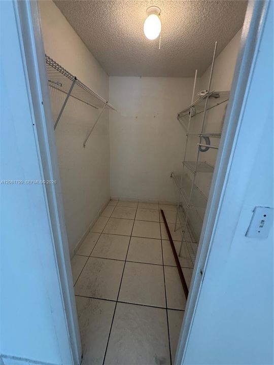 В аренду: $1,900 (2 спален, 2 ванн, 996 Квадратных фут)