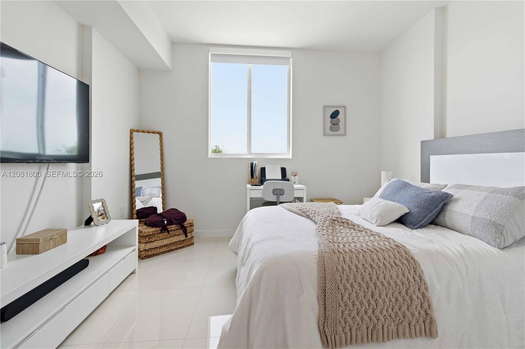 For Rent: $2,900 (2 beds, 2 baths, 1066 Square Feet)