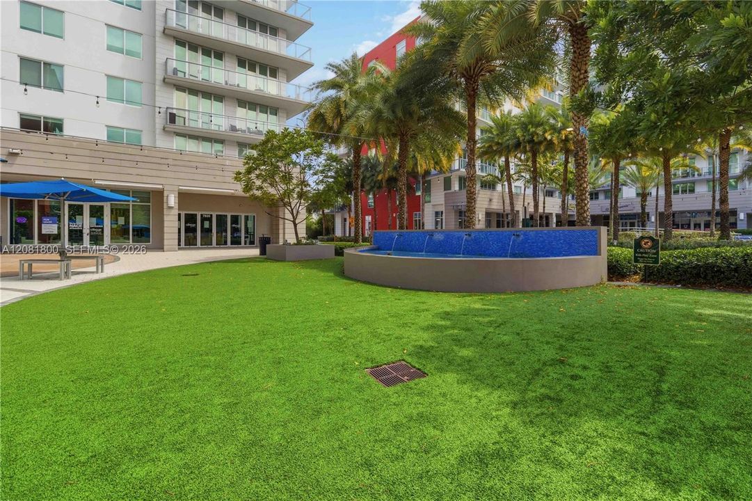 For Rent: $2,900 (2 beds, 2 baths, 1066 Square Feet)