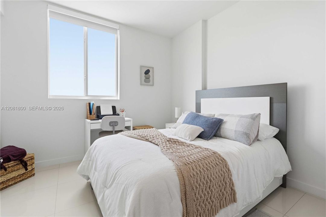 For Rent: $2,900 (2 beds, 2 baths, 1066 Square Feet)