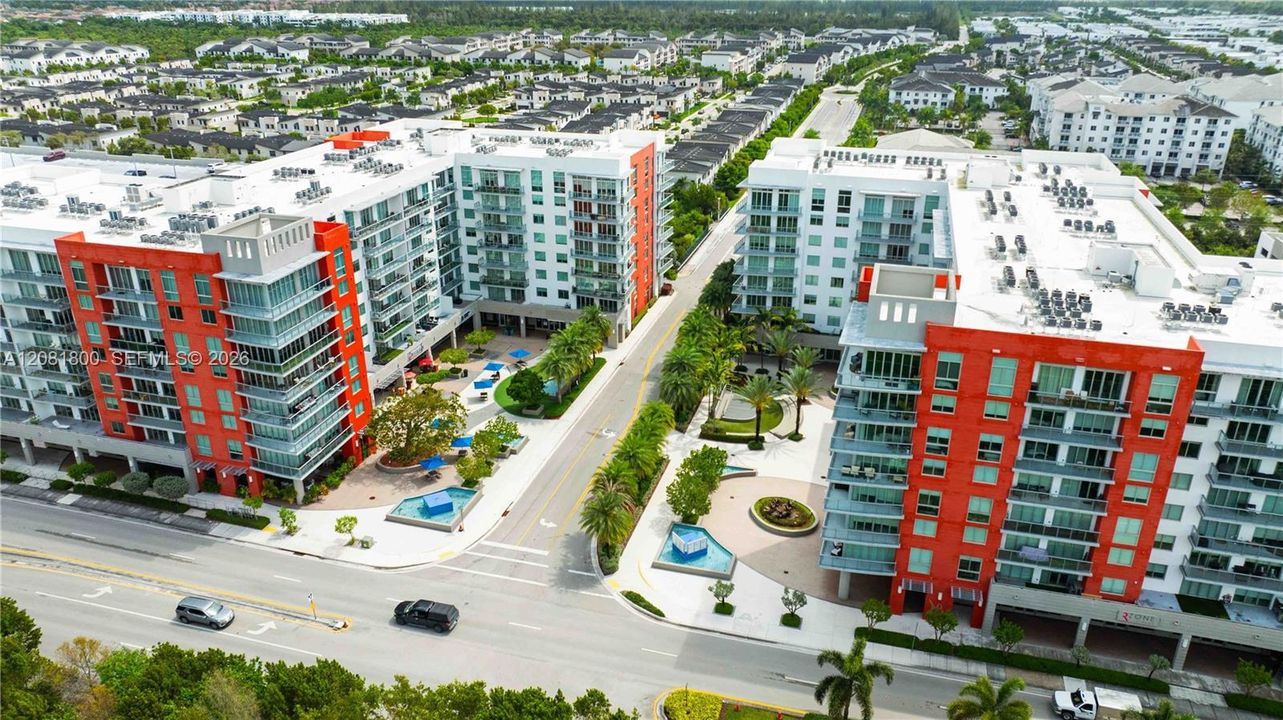 For Rent: $2,900 (2 beds, 2 baths, 1066 Square Feet)