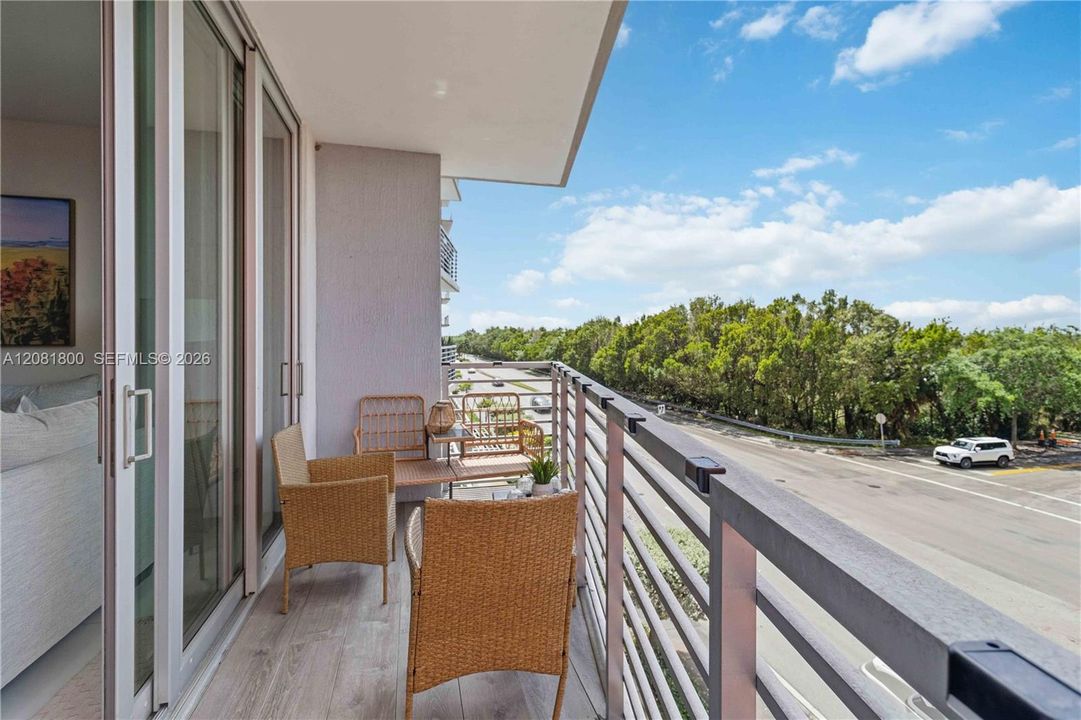 For Rent: $2,900 (2 beds, 2 baths, 1066 Square Feet)