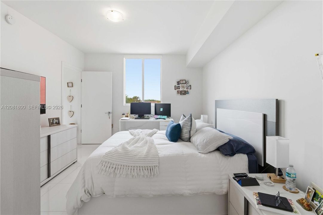 For Rent: $2,900 (2 beds, 2 baths, 1066 Square Feet)