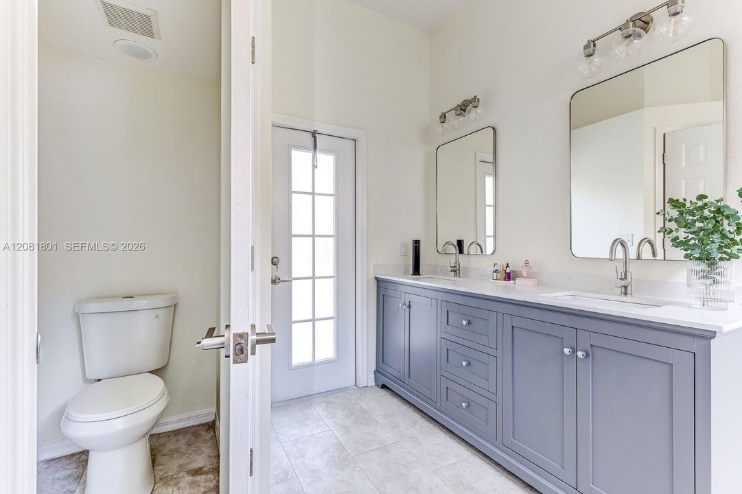 For Sale: $464,900 (3 beds, 2 baths, 1671 Square Feet)