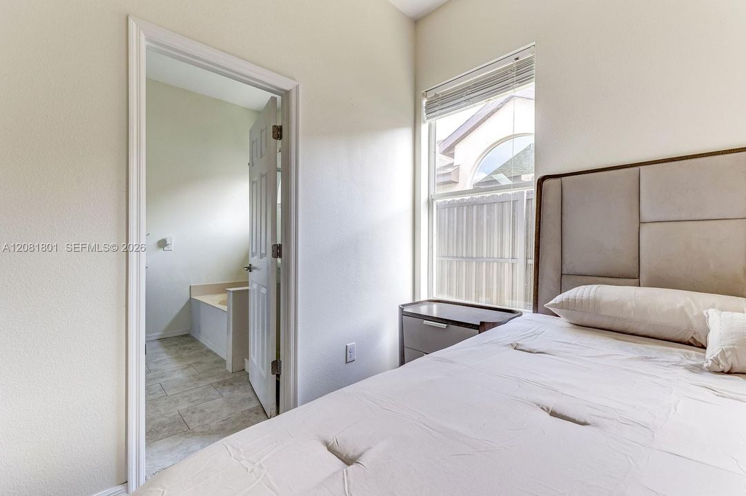 For Sale: $464,900 (3 beds, 2 baths, 1671 Square Feet)