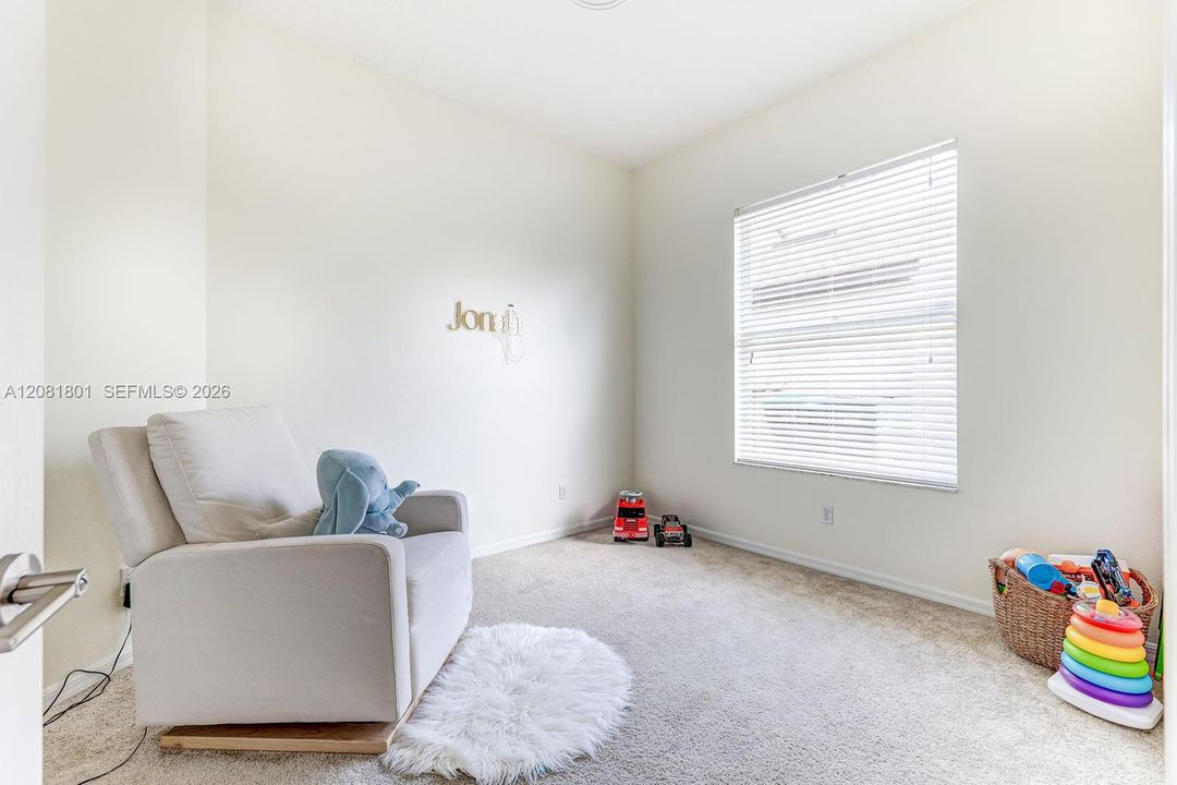 For Sale: $464,900 (3 beds, 2 baths, 1671 Square Feet)