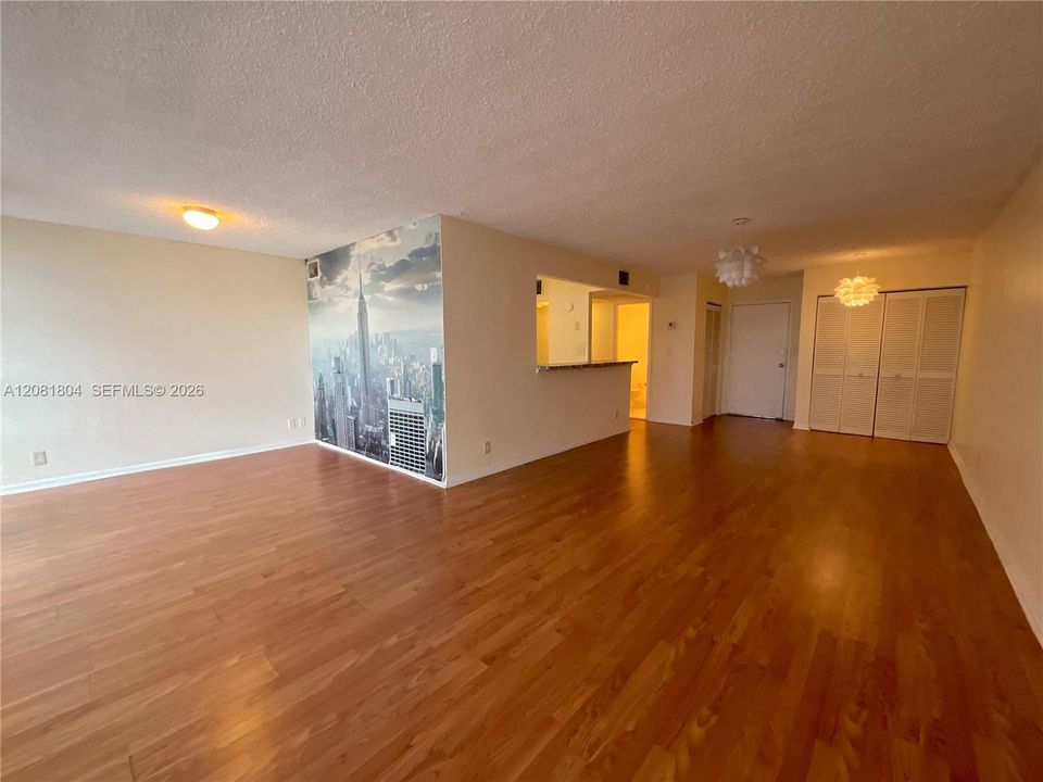 En Venta: $199,990 (1 camas, 1 baños, 1100 Pies cuadrados)