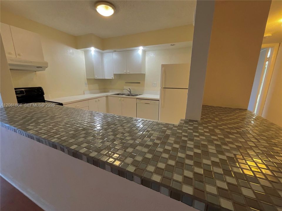 En Venta: $199,990 (1 camas, 1 baños, 1100 Pies cuadrados)