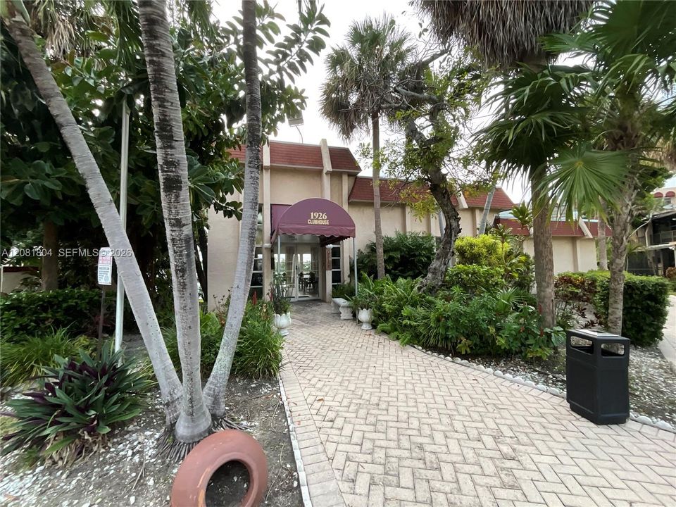 En Venta: $199,990 (1 camas, 1 baños, 1100 Pies cuadrados)