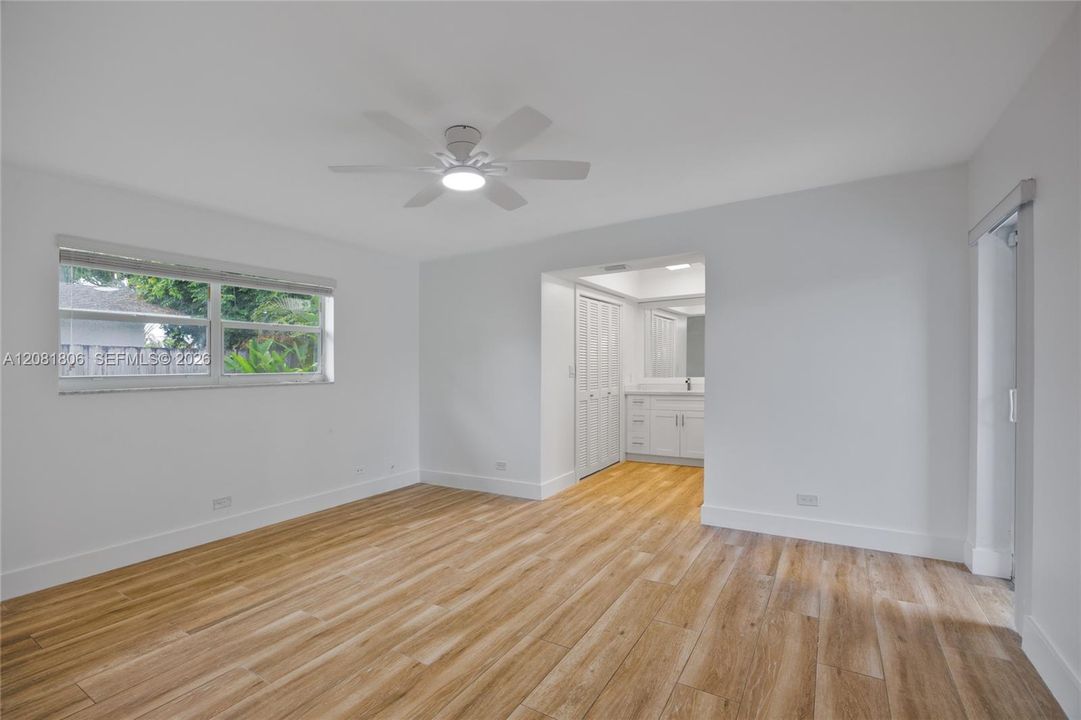 En Renta: $4,450 (4 camas, 2 baños, 1992 Pies cuadrados)