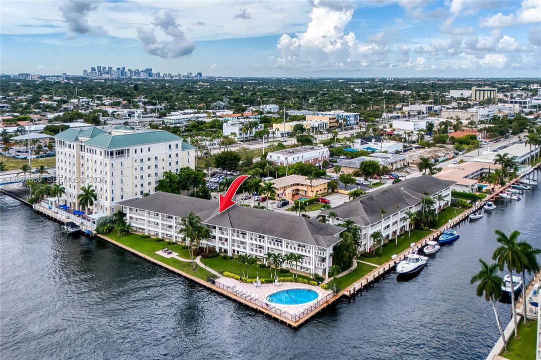 На продажу: $425,000 (1 спален, 1 ванн, 634 Квадратных фут)
