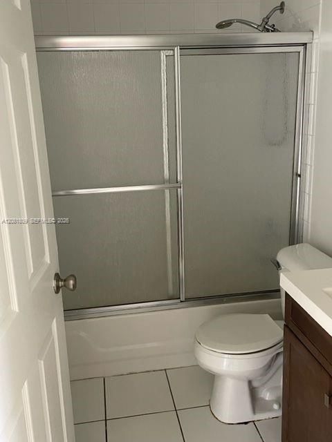В аренду: $2,500 (3 спален, 2 ванн, 1170 Квадратных фут)