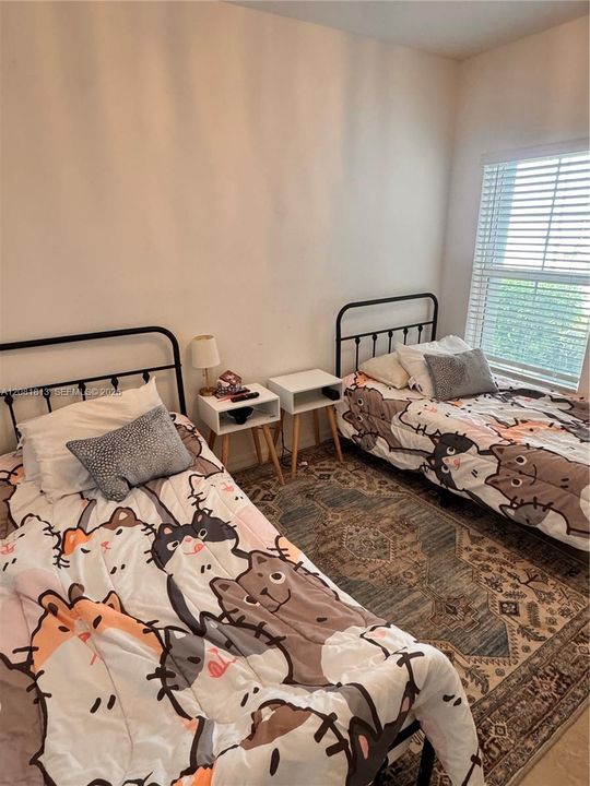 For Rent: $2,650 (4 beds, 2 baths, 2400 Square Feet)