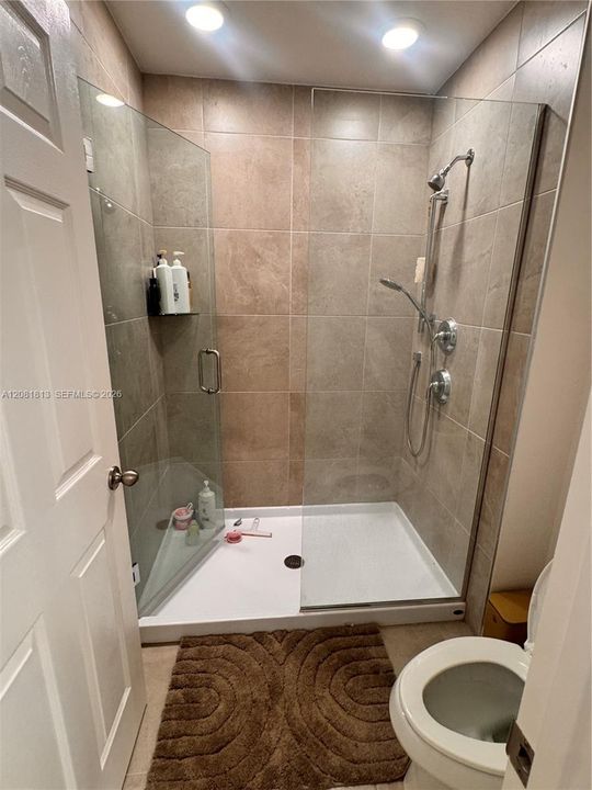 For Rent: $2,650 (4 beds, 2 baths, 2400 Square Feet)