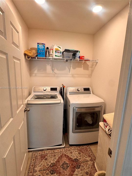For Rent: $2,650 (4 beds, 2 baths, 2400 Square Feet)