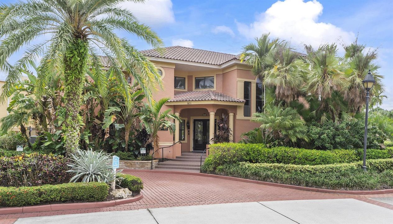 800 Uno Lago Dr U204_030 2