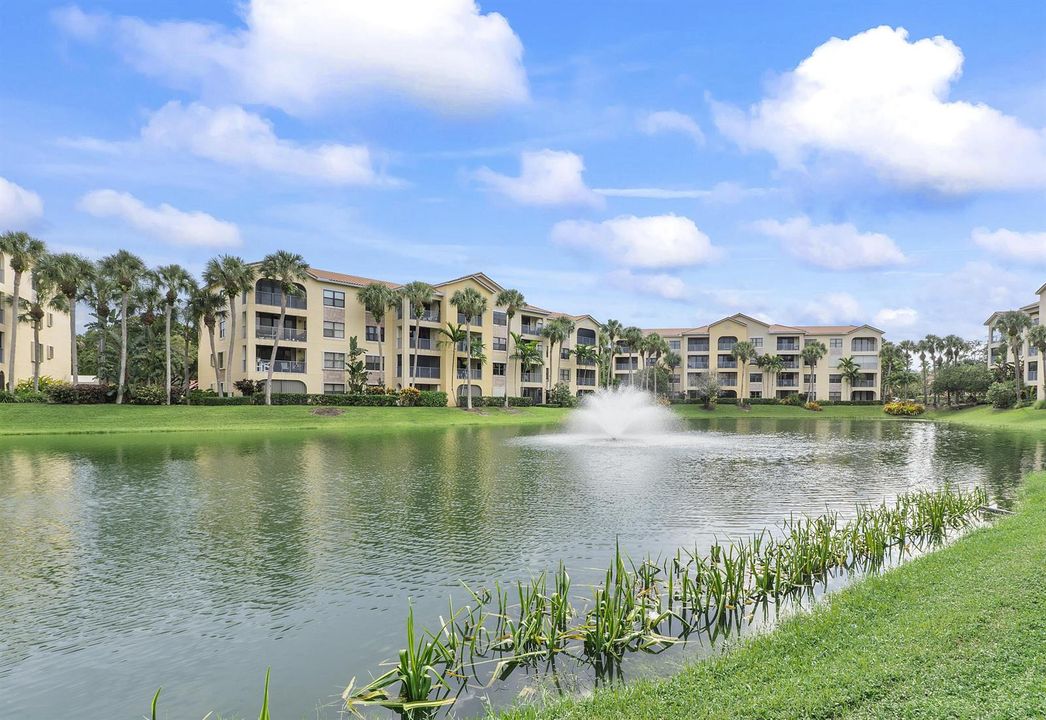 800 Uno Lago Dr U204_037 2