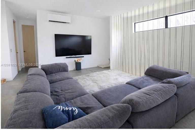 En Renta: $13,500 (6 camas, 7 baños, 4158 Pies cuadrados)