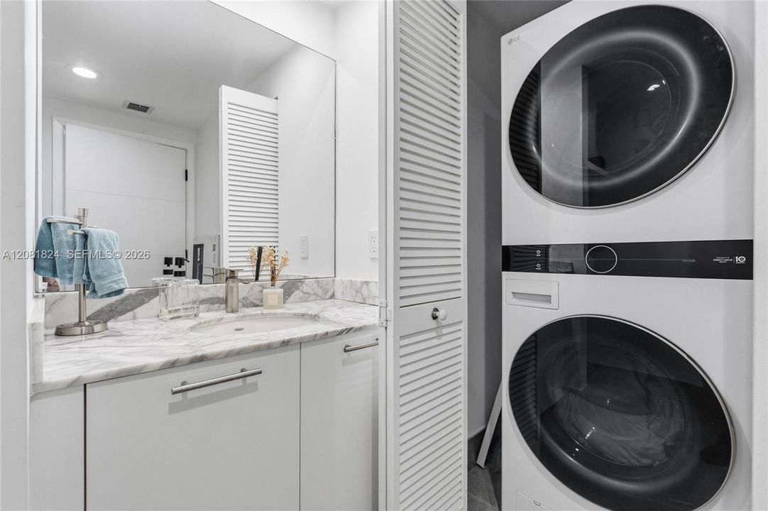 En Venta: $1,095,000 (2 camas, 2 baños, 1278 Pies cuadrados)