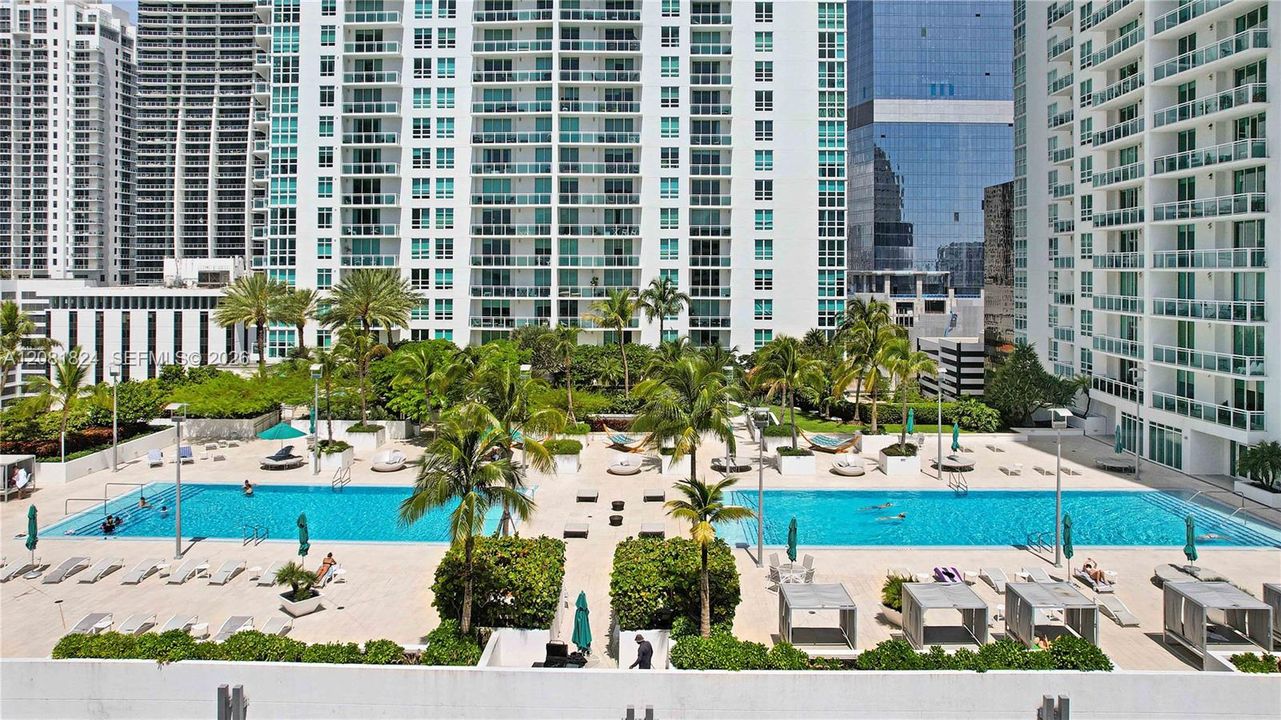 Two Resort Style Pools with Jacuzzi and BBQ area