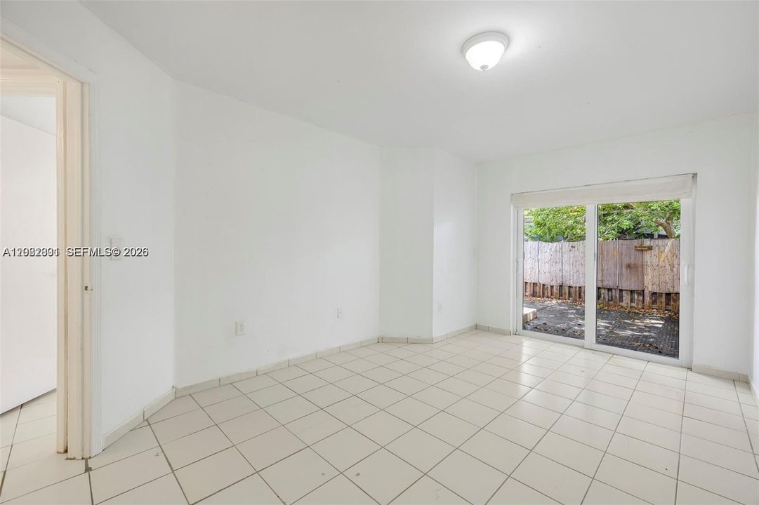 For Sale: $397,000 (3 beds, 2 baths, 1229 Square Feet)